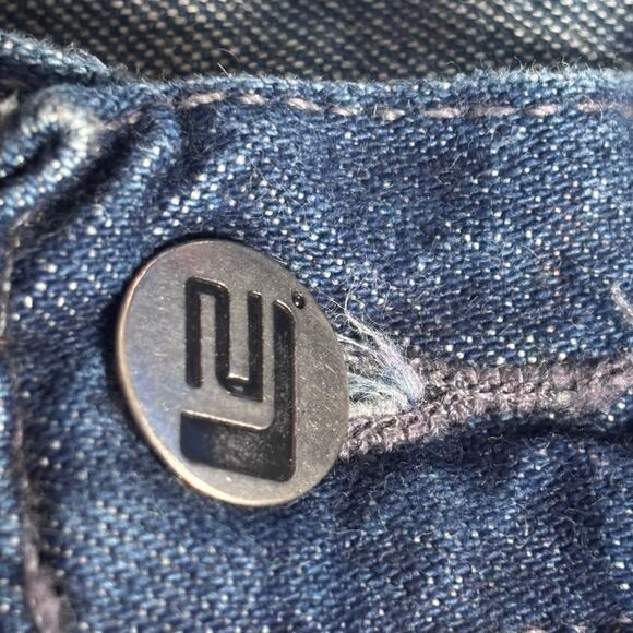 Vintage Levi’s 478 Juniors Bootcut Jeans Low Rise Embroidered Leaf Hem Y2K Boho - Picture 11 of 12